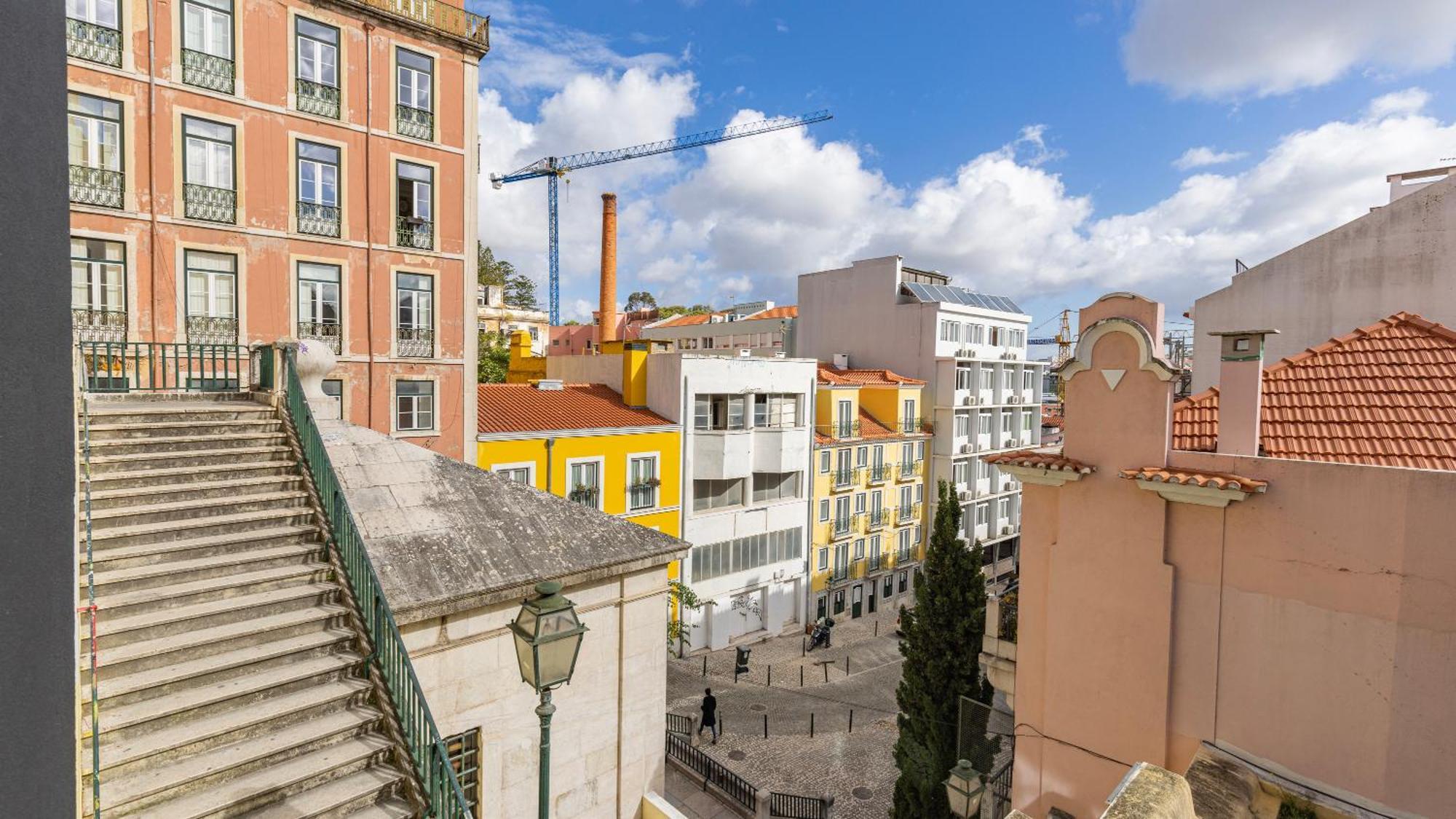 Classy 2Bdr House With Balcony By Lovelystay Lisbon Exterior photo